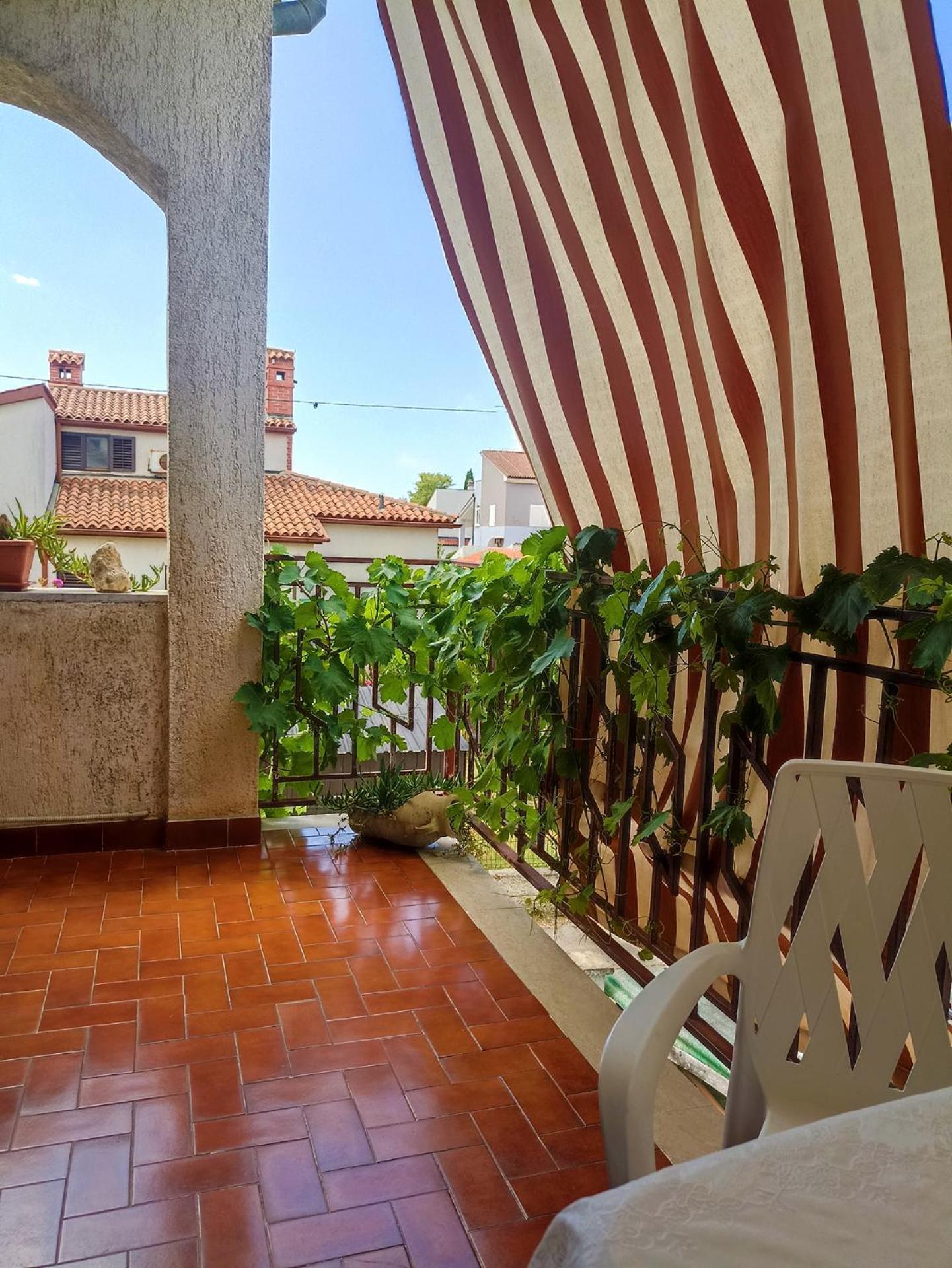 Apartments Villa Laura Pula Bagian luar foto