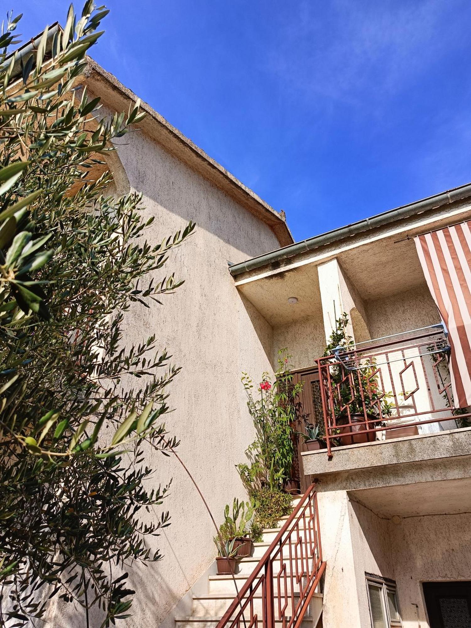 Apartments Villa Laura Pula Bagian luar foto